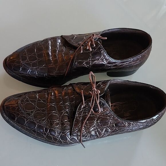 Florsheim Brown Crocodile Pattern Oxfords - Picture 2 of 8